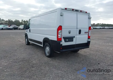 2020 Ram Promaster 1500 Low Roof 136 Wb z USA, uszkodzony, nr VIN 3C6TRVAG5LE105874